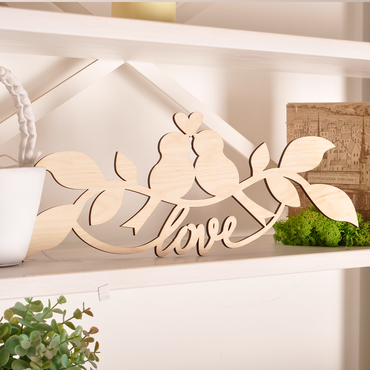 Декоративний напис Love з фанери W0092