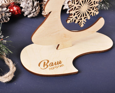 Дерев'яна новорічна ялинка з логотипом 130202