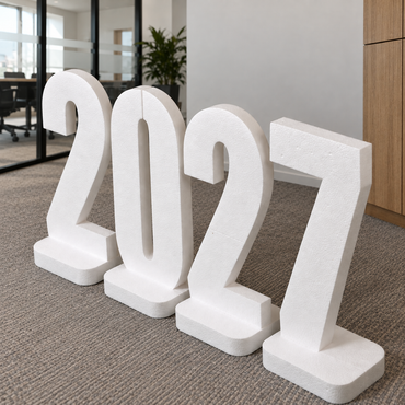 Напис з пінопласту 2027