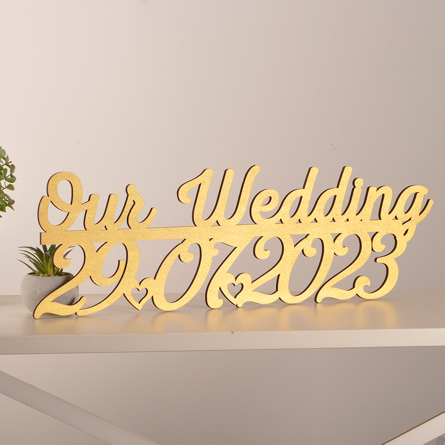 Дерев'яний напис "Our wedding" з датою весілля W0099
