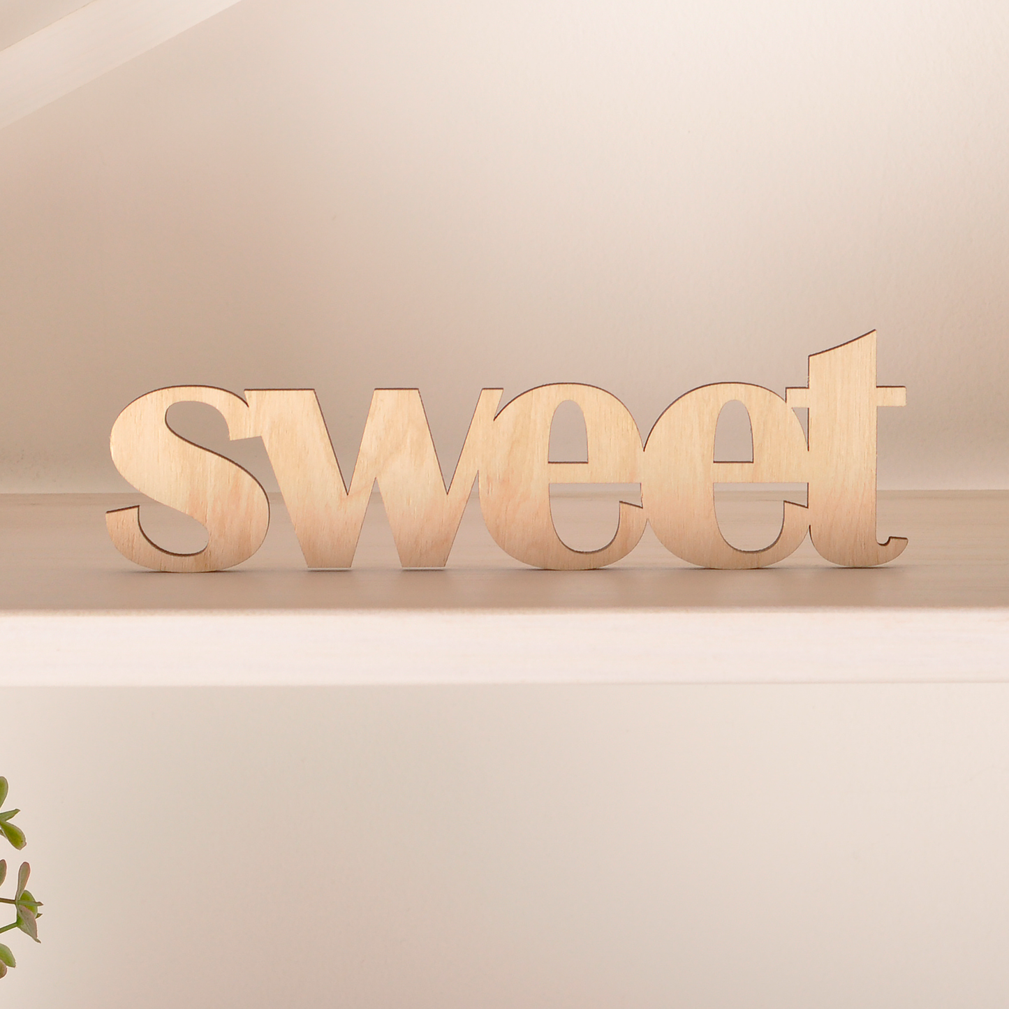 Декоративне слово Sweet з фанери W0075