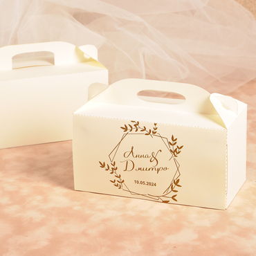 коробочки для тортів на весілля, коробочки для торта на свадьбу, коробочки для каравая, коробочки для каравая на свадьбу, коробочки для свадебного каравая, коробка для солодкого, коробки для солодкого на весілля, коробка на весілля для пляцків, Коробка для сладкого, Коробки для солодкого на весілля, Коробки для гостей та на весільне солодке, Коробочки для солодкого на весілля, Коробочки для солодкого,