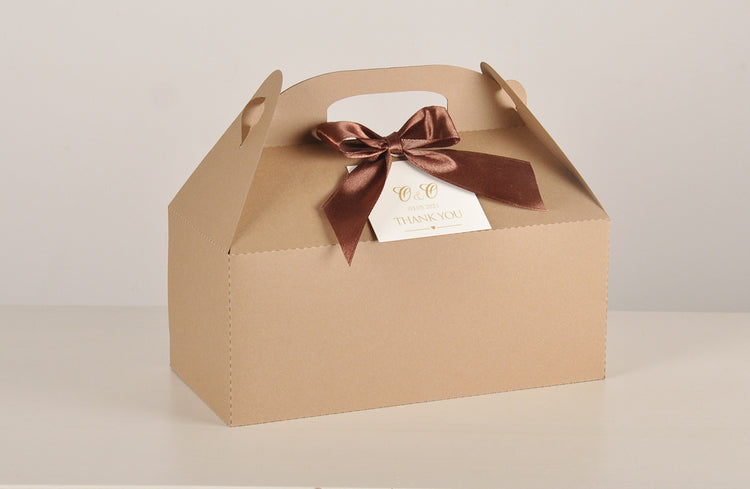 Подарункові пакети і коробки для солодощів