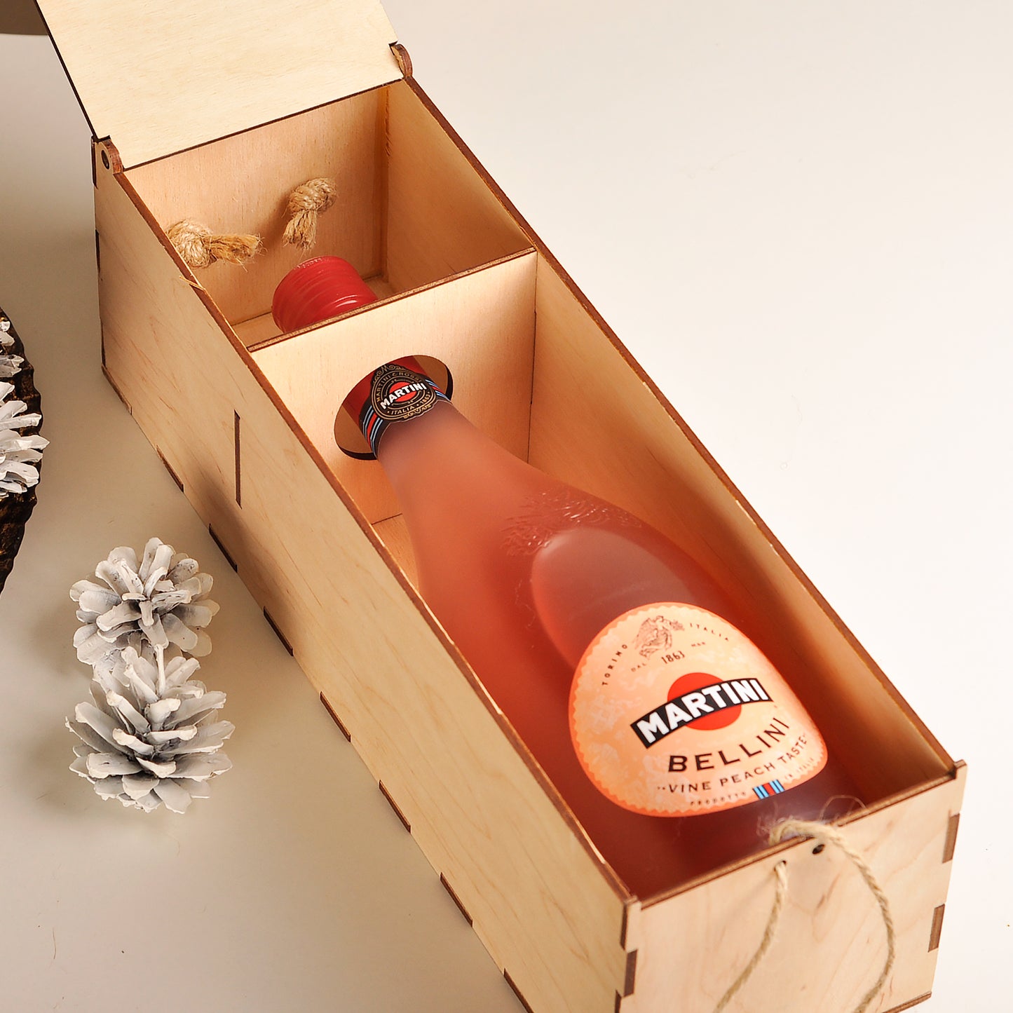 Подарункова дерев'яна коробка для шампанського AL235